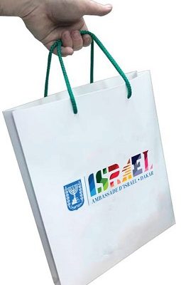 שקיות קרטון ממותגות