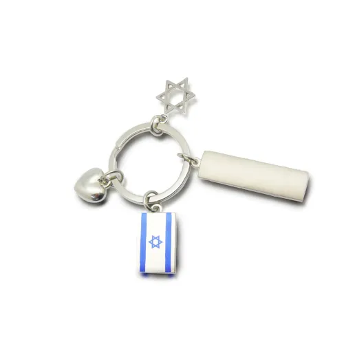חריטת לייזר על מחזיק דגל ישראל